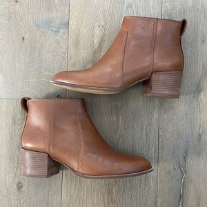 Madewell “English Saddle” Ankle Booties